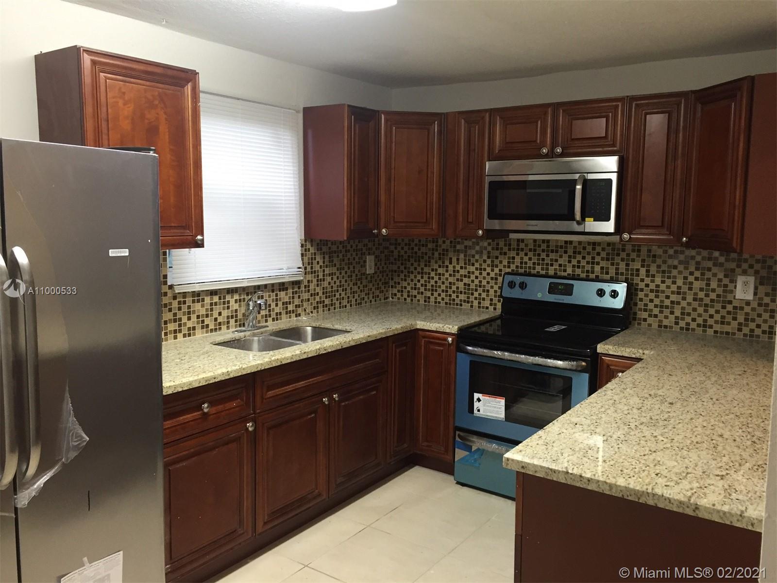 Dania Beach, FL 33312,4896 SW 28th Ter