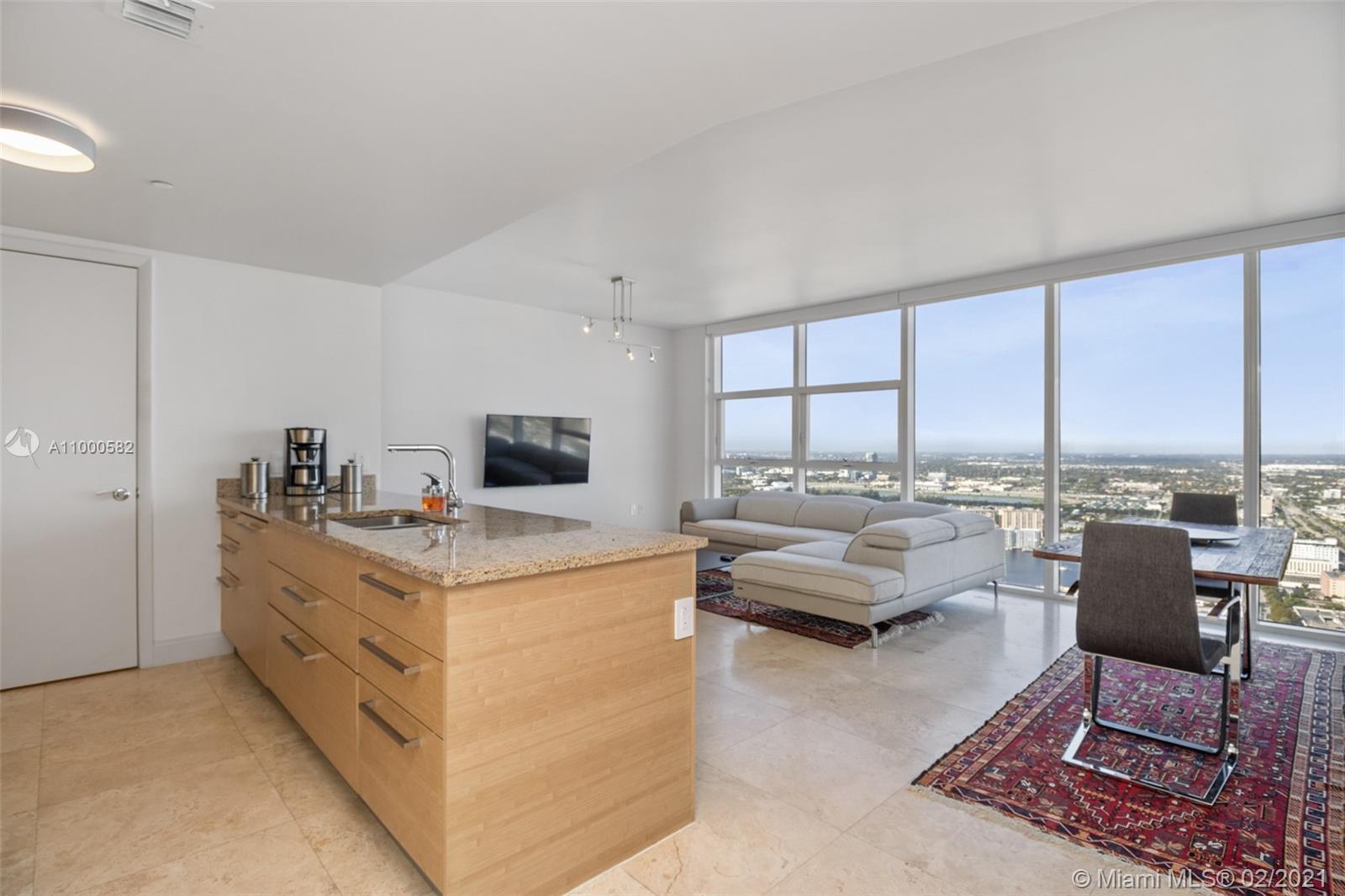 Hallandale Beach, FL 33009,1830 S Ocean Dr #4807