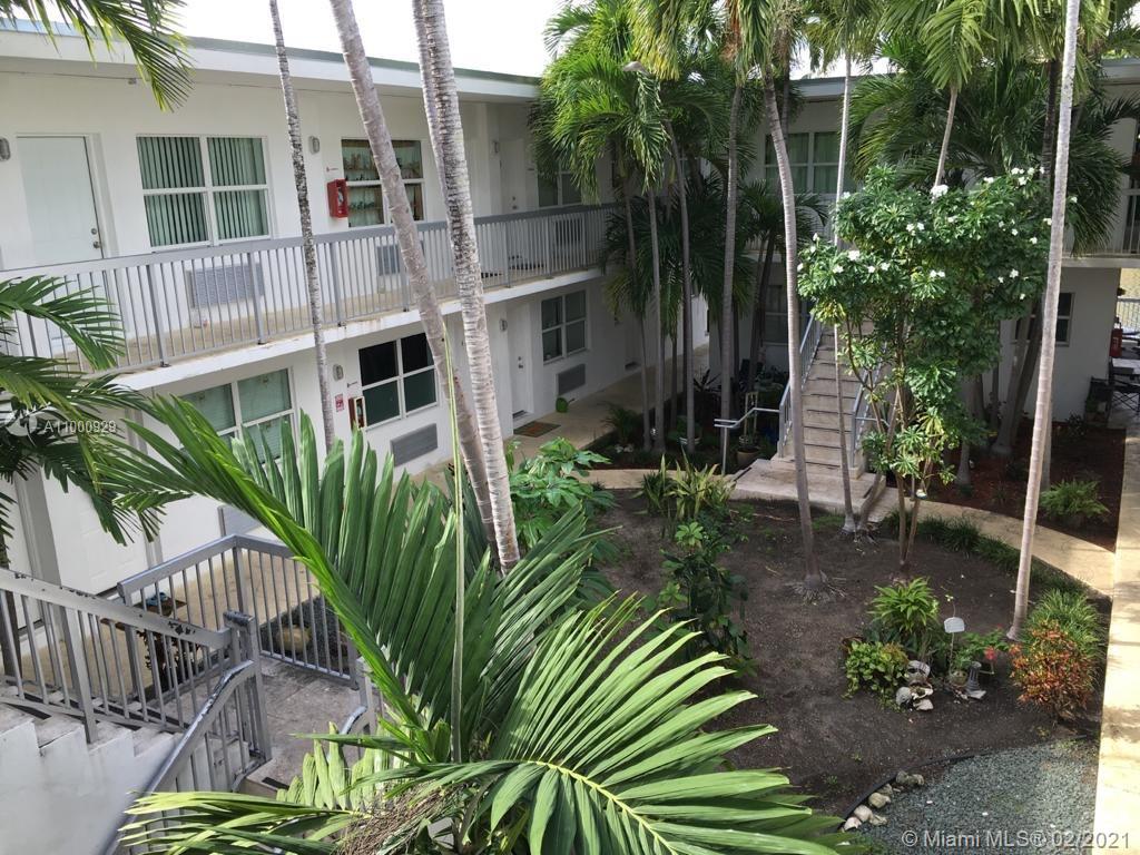 Miami Beach, FL 33141,8080 Tatum Waterway Dr #25