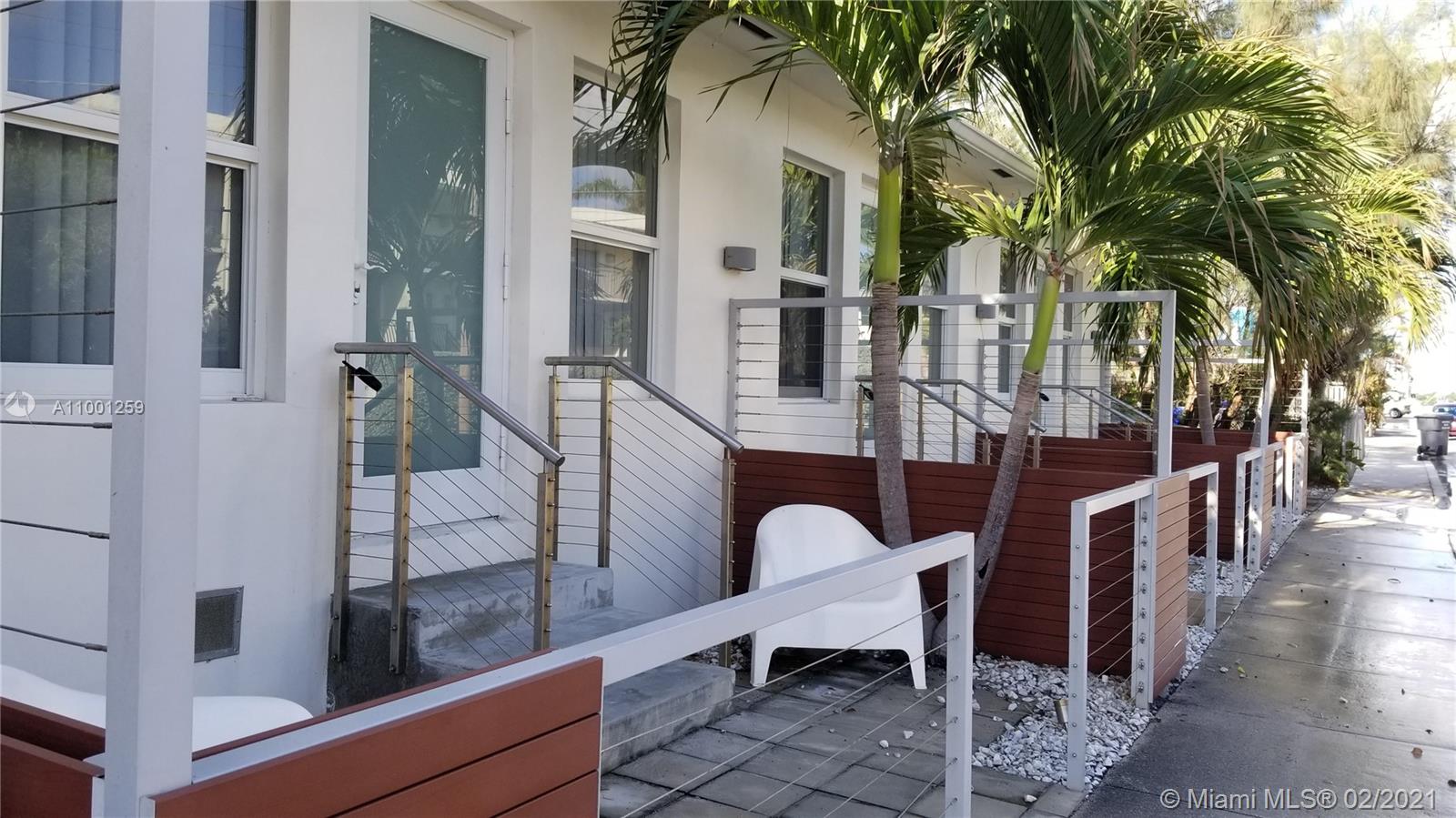 Hollywood, FL 33019,334 Oregon St