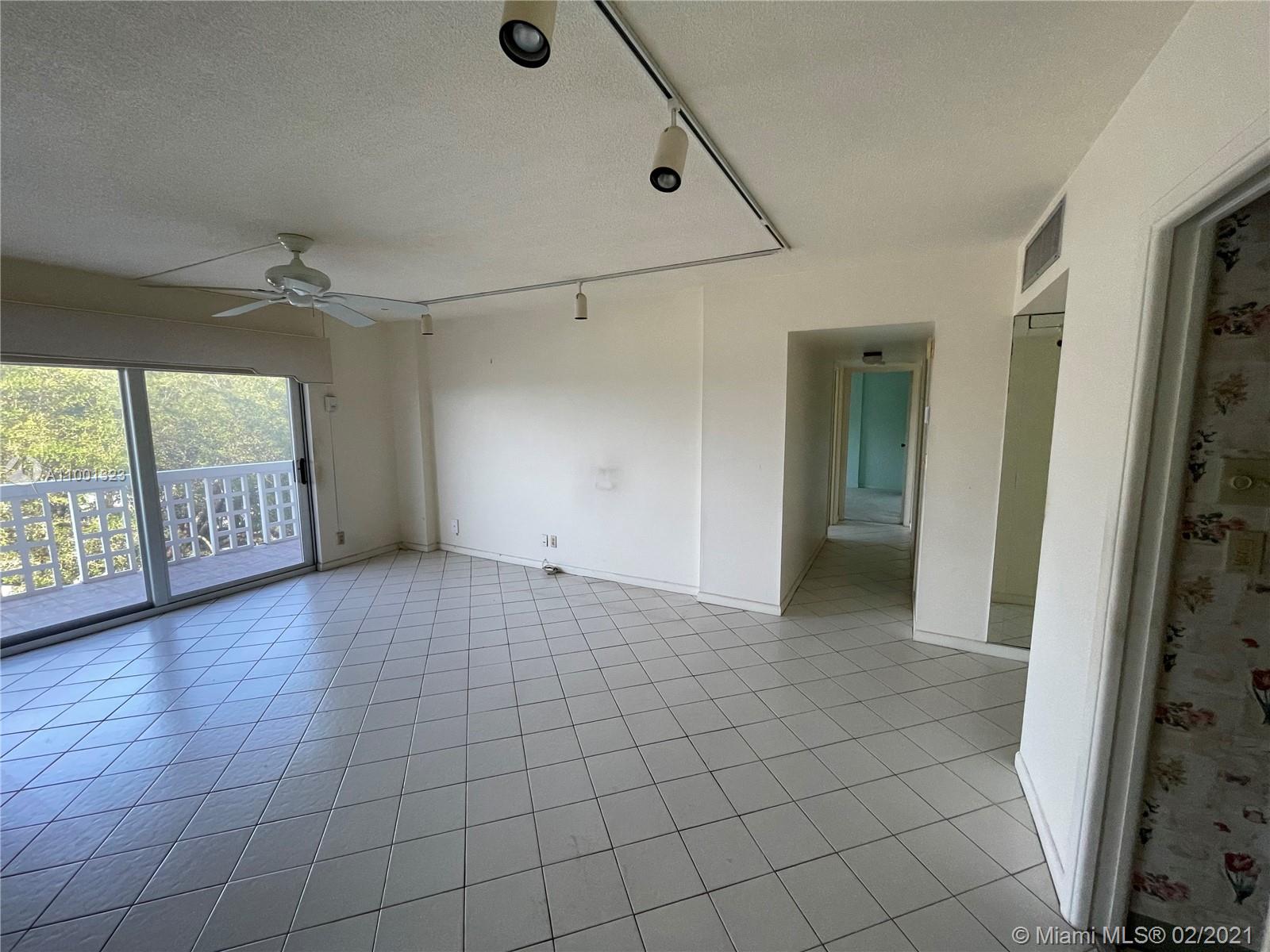 Oakland Park, FL 33308,1831 NE 38th St #503