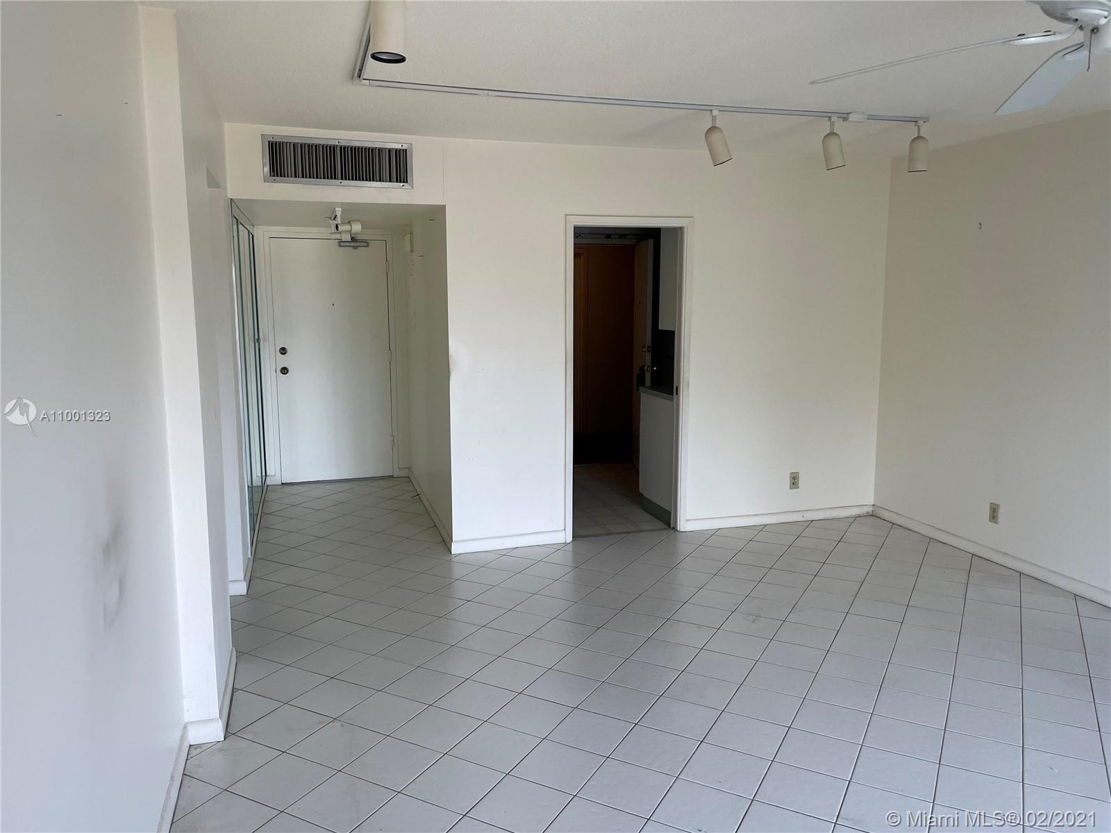 Oakland Park, FL 33308,1831 NE 38th St #503