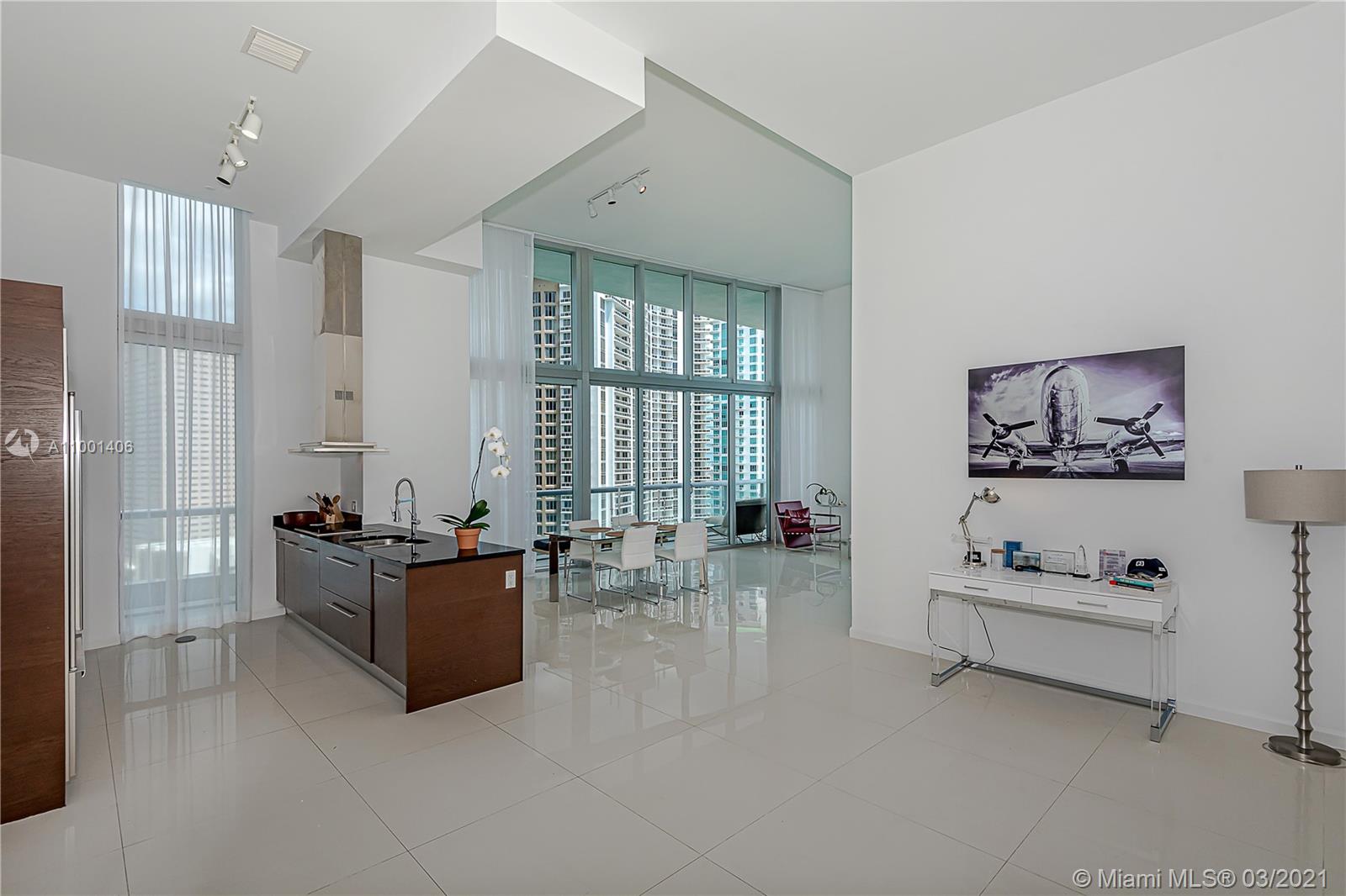 495 Brickell Ave #2202, Miami, FL 33131