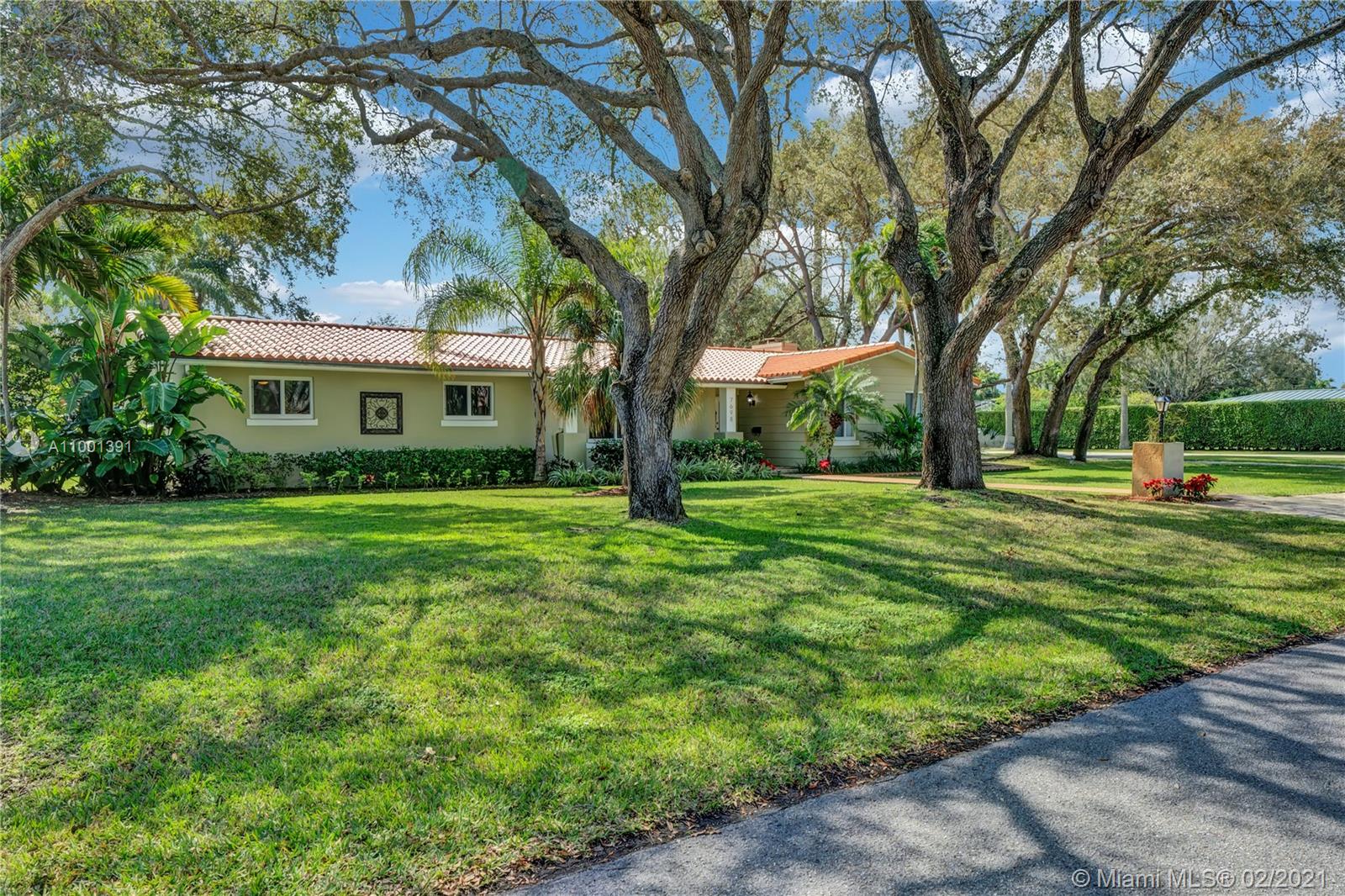 Palmetto Bay, FL 33158,7698 SW 143rd St