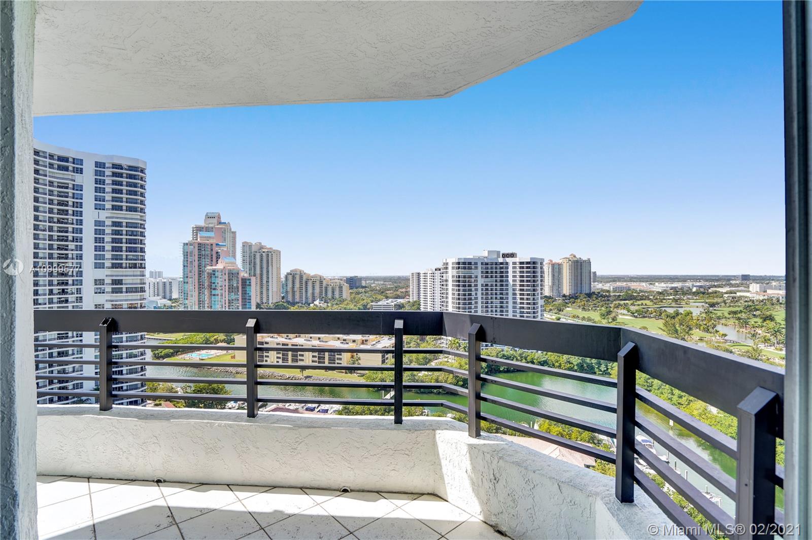 Aventura, FL 33180,3500 Mystic Pointe Dr #2103