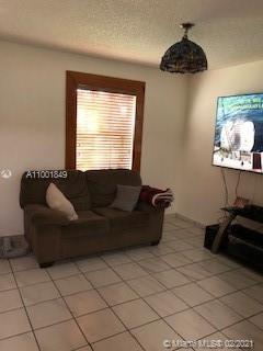 Miami, FL 33165,10311 SW 27th St