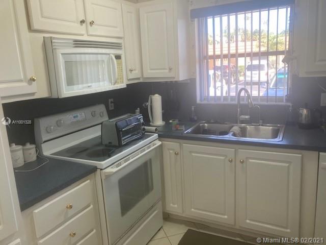 West Palm Beach, FL 33415,5780 W Fernley Dr W #130