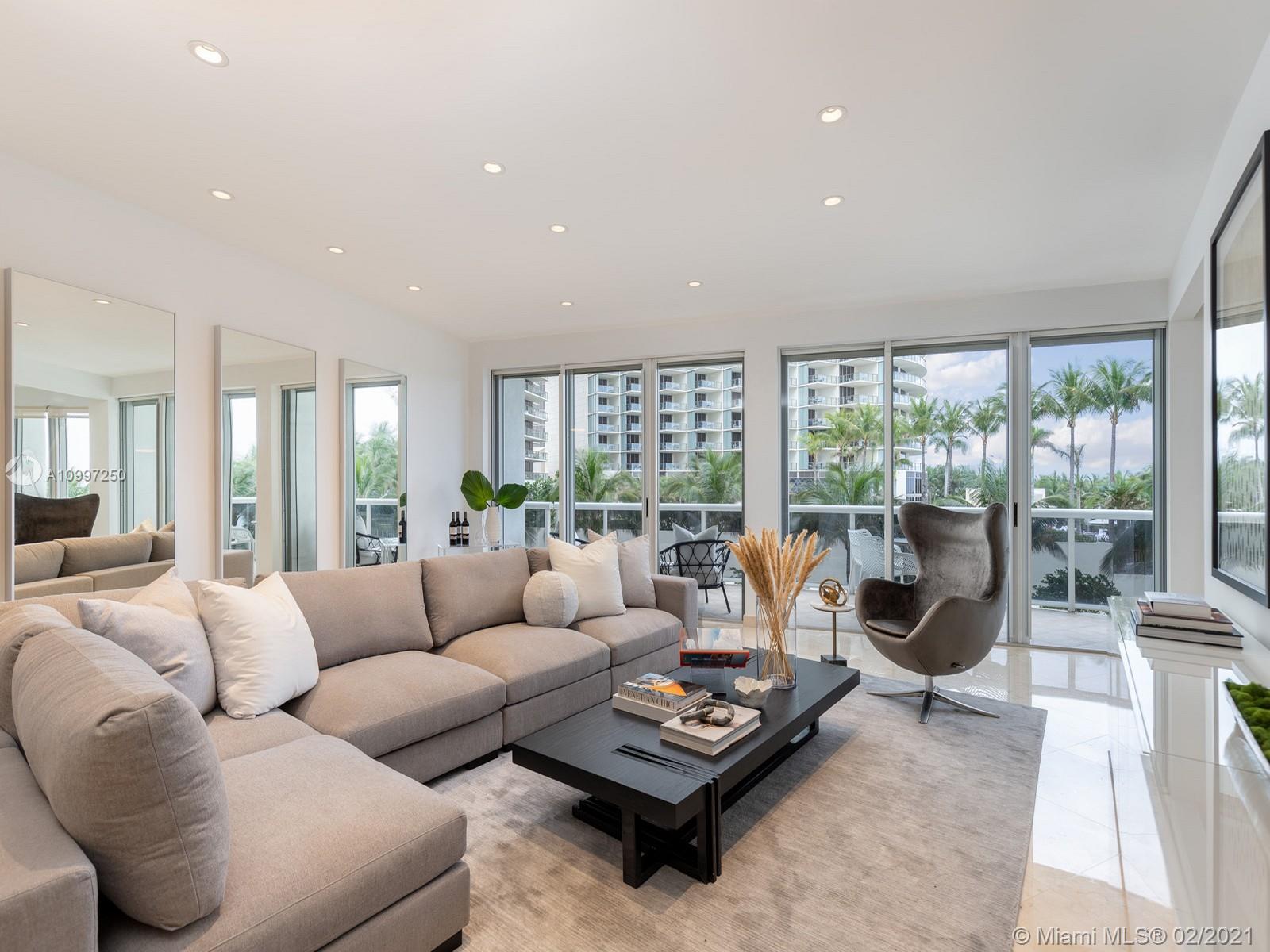 Bal Harbour, FL 33154,9601 Collins Ave #403