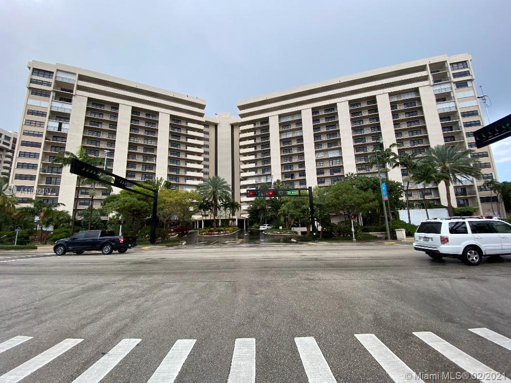 Lauderdale By The Sea, FL 33308,4900 N Ocean Blvd #612