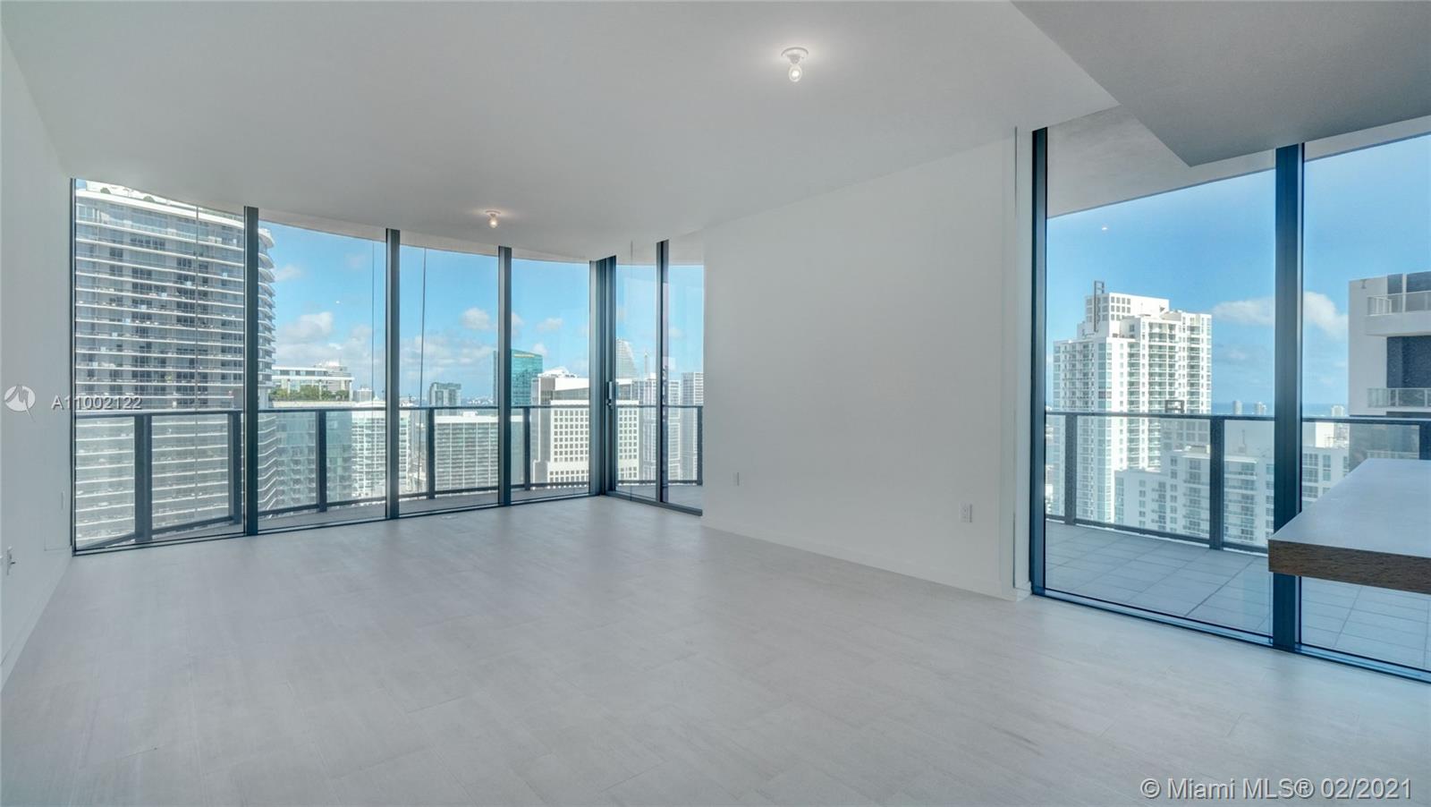 Miami, FL 33131,1000 Brickell Plz #4915