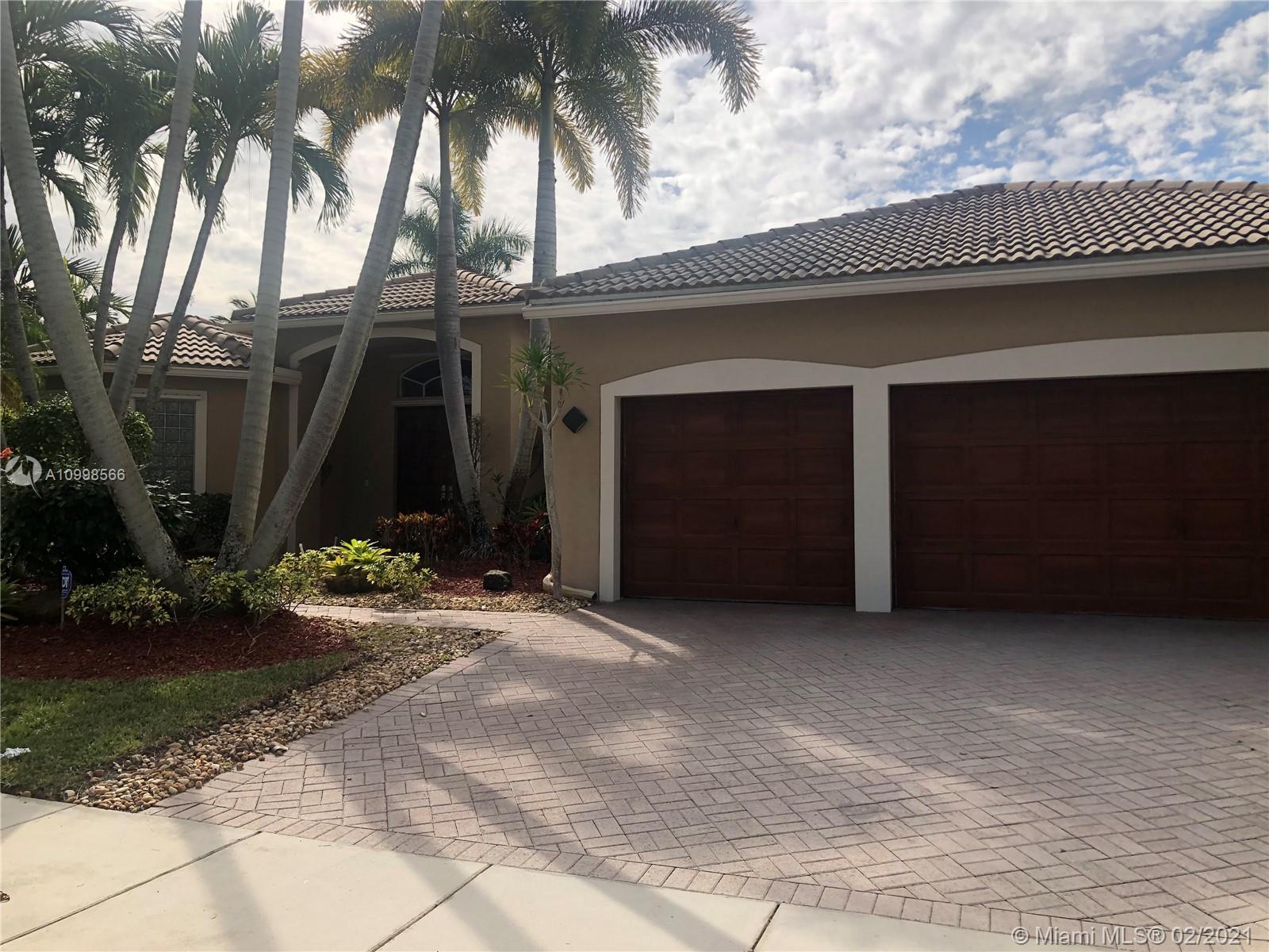 2533 Eagle Run Cir, Weston, FL 33327