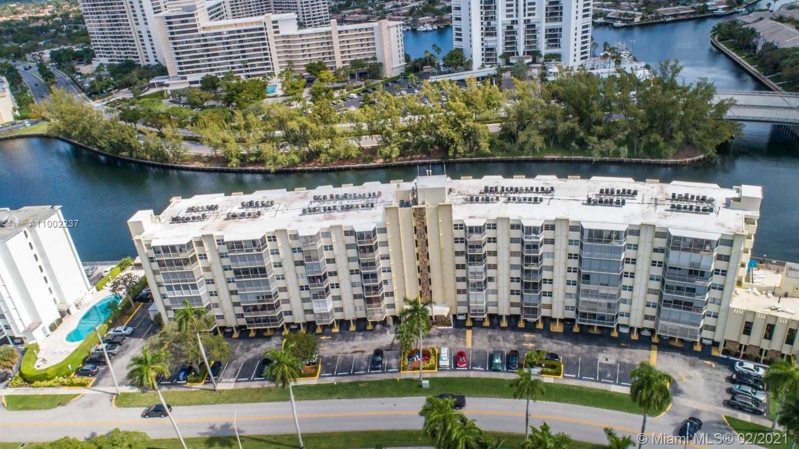 300 Diplomat Pkwy #609, Hallandale Beach, FL 33009