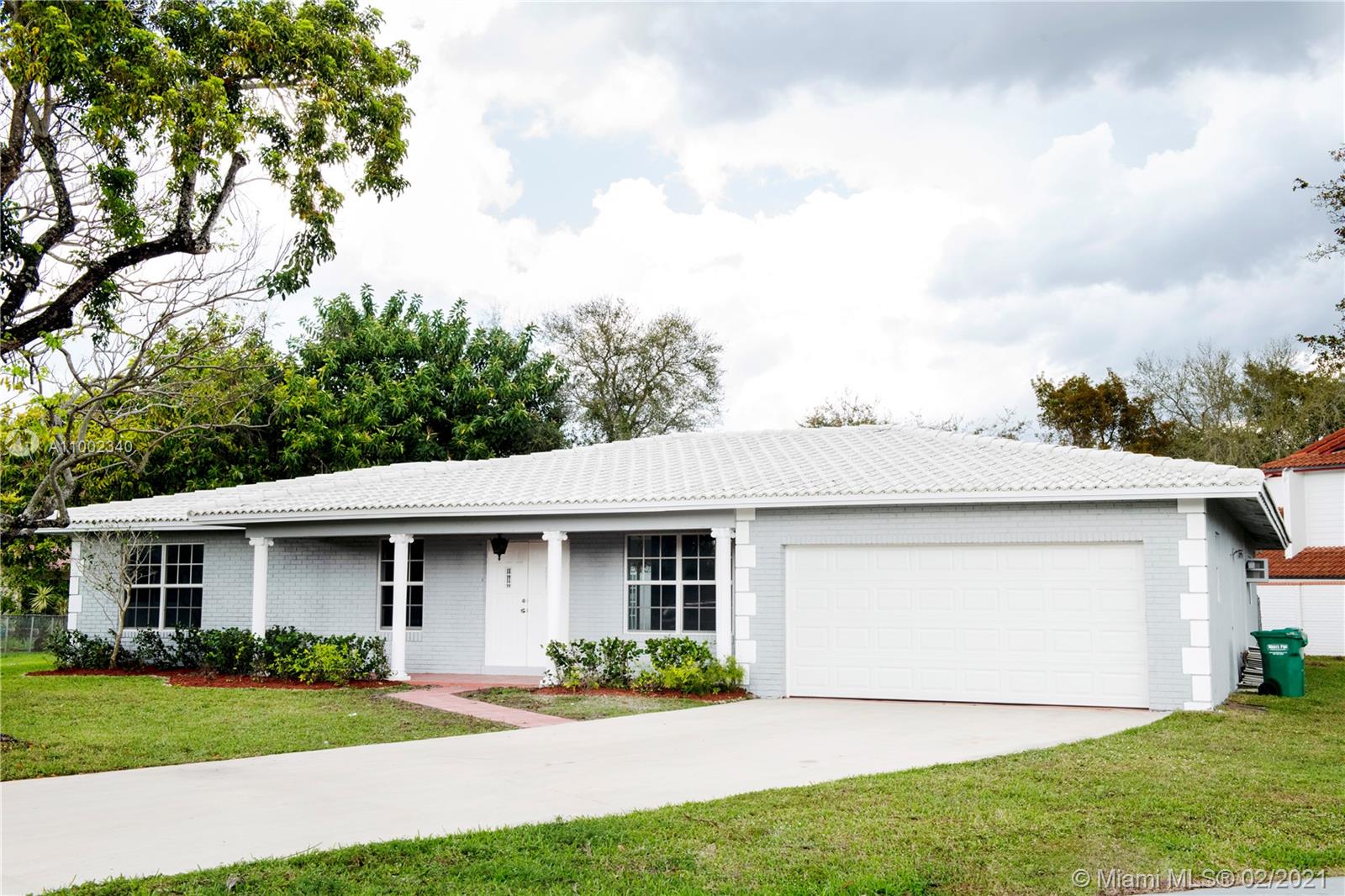 9011 NW 23rd St, Coral Springs, FL 33065