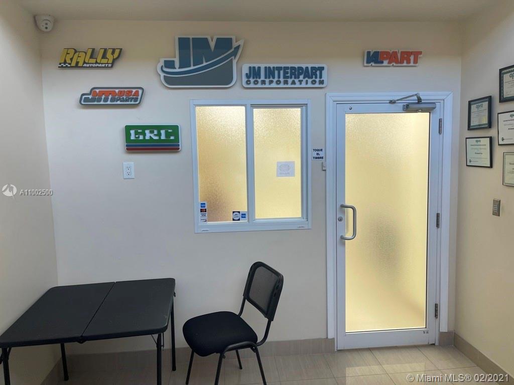 Miami, FL 33166,8242 NW 70th St
