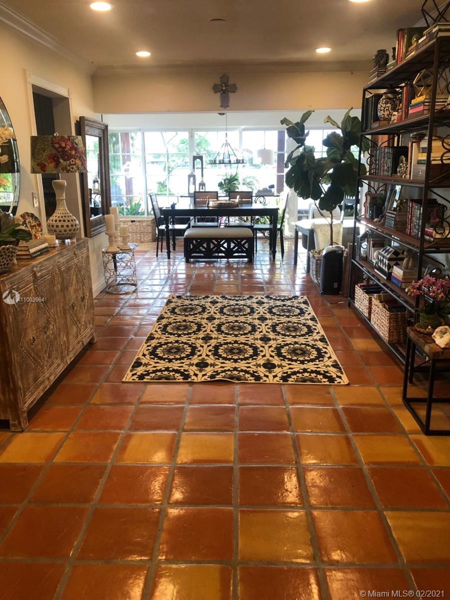 Hialeah, FL 33012,707 W 40th Pl