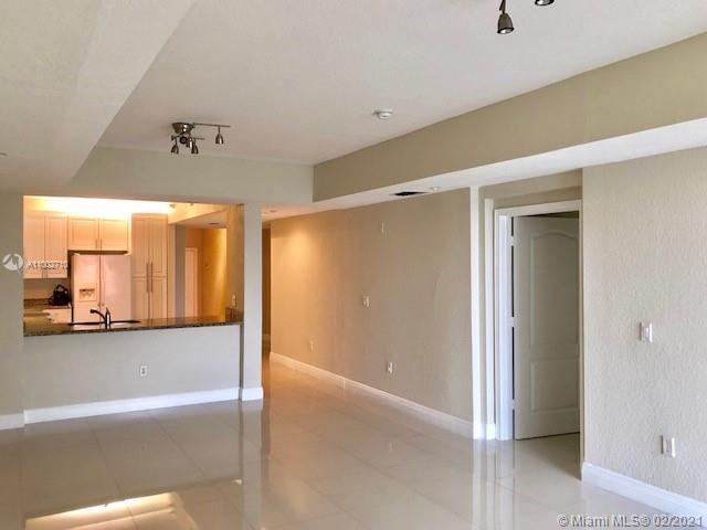 10710 NW 66th St #506, Doral, FL 33178