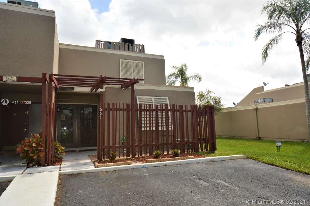 1661 W Fairway Rd #1661, Pembroke Pines, FL 33026