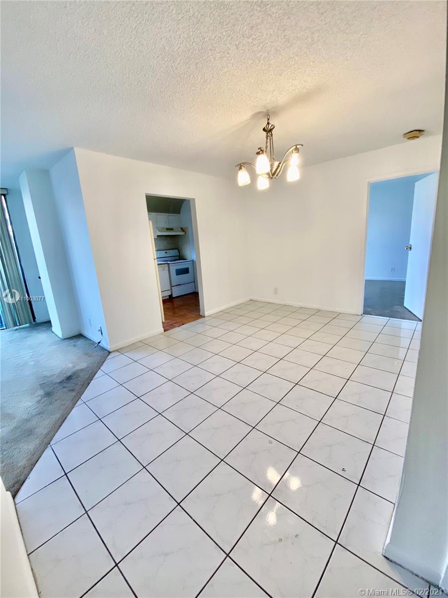 Sunny Isles Beach, FL 33160,17021 N Bay Rd #310