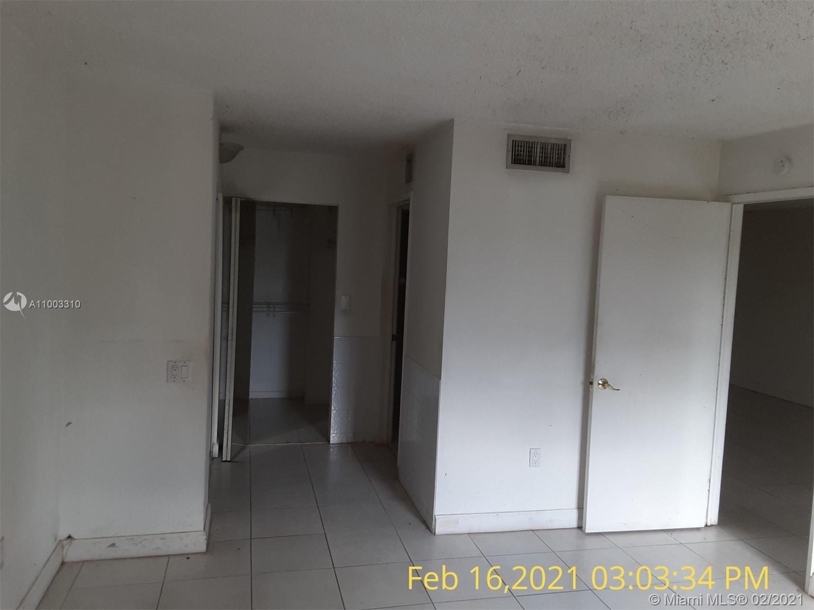 Miami, FL 33172,8879 Fontainebleau Blvd #11-101