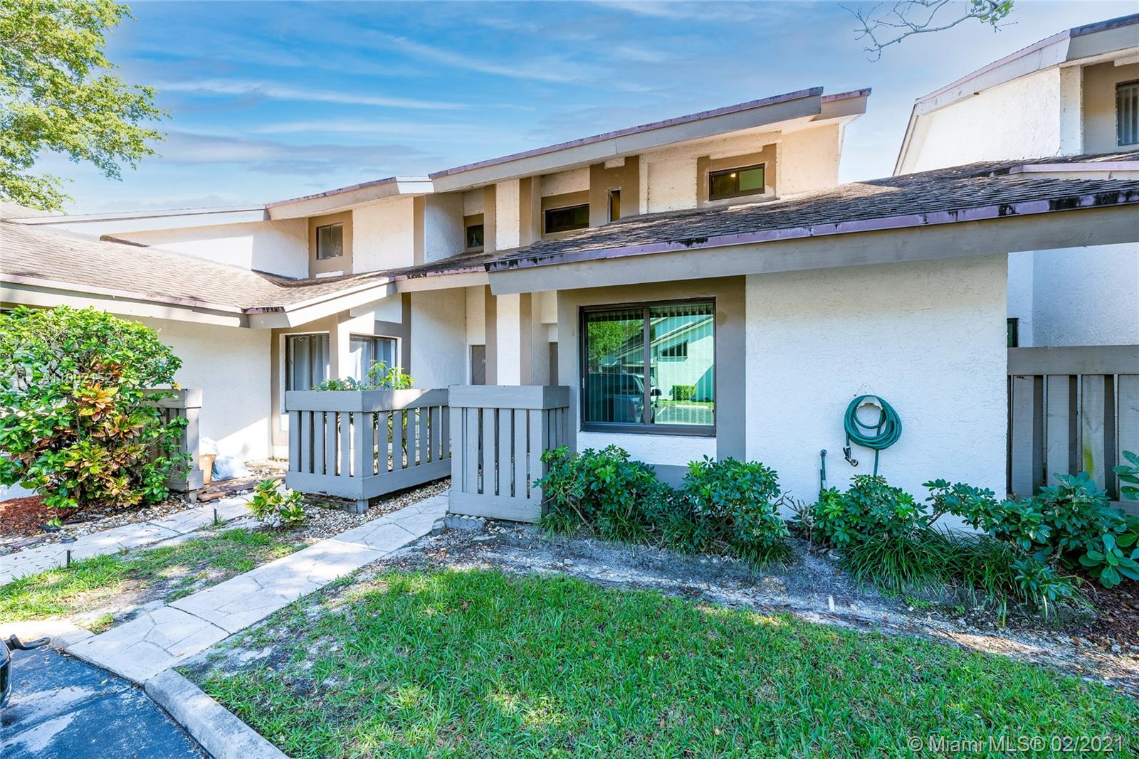 Plantation, FL 33324,9314 SW 1st St #306