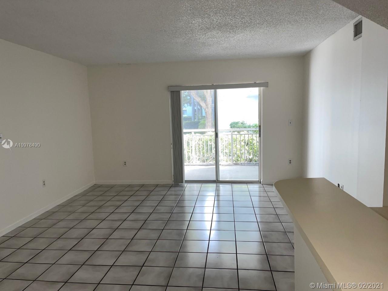 Cutler Bay, FL 33189,8540 SW 212th St #104