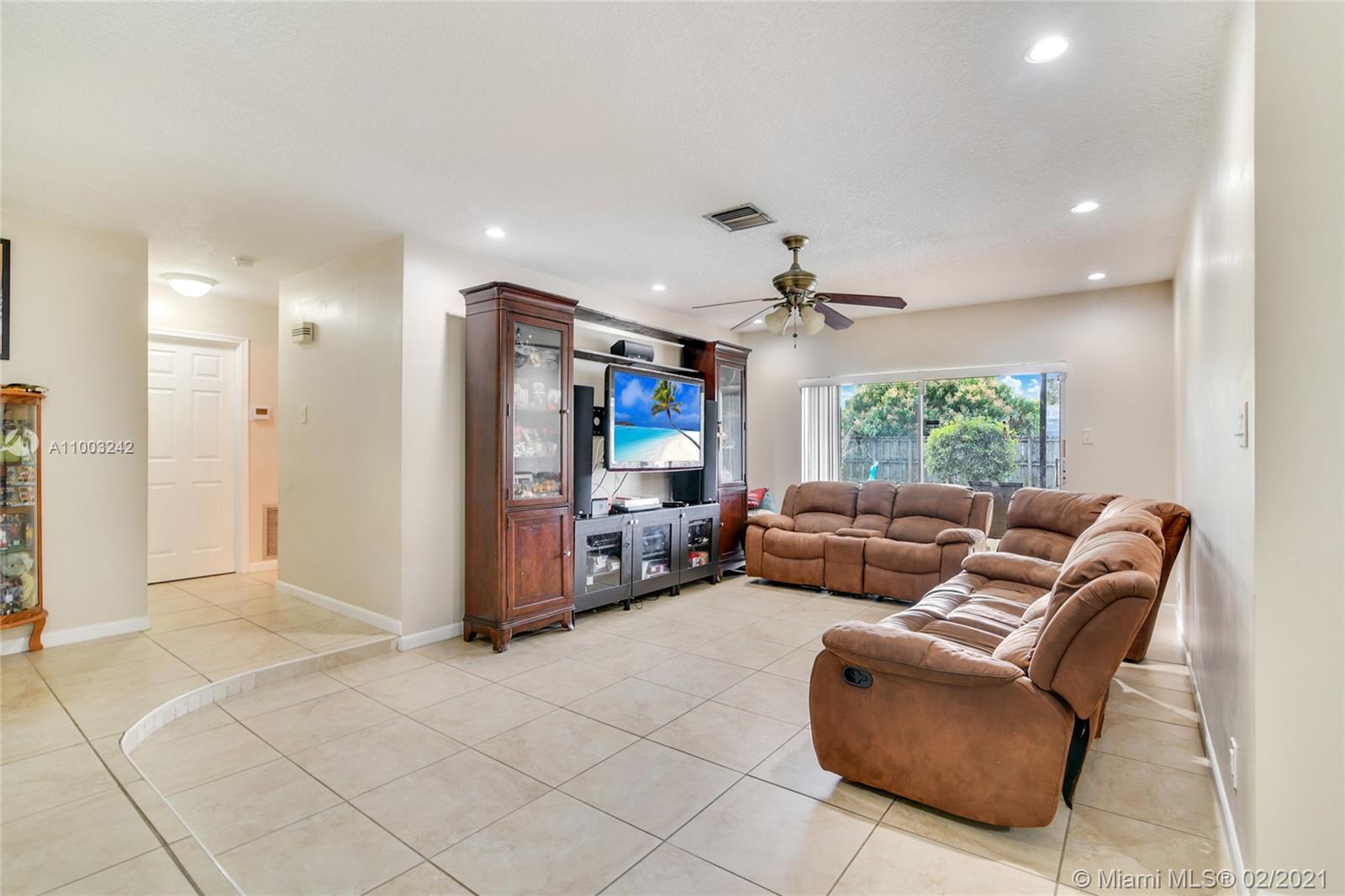 Plantation, FL 33313,7560 NW 13th Ct