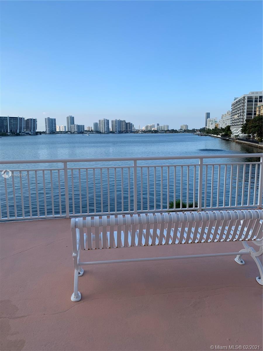 Sunny Isles Beach, FL 33160,251 174th St #903