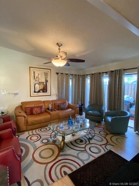 Boynton Beach, FL 33436,202 Meadows Dr #20B