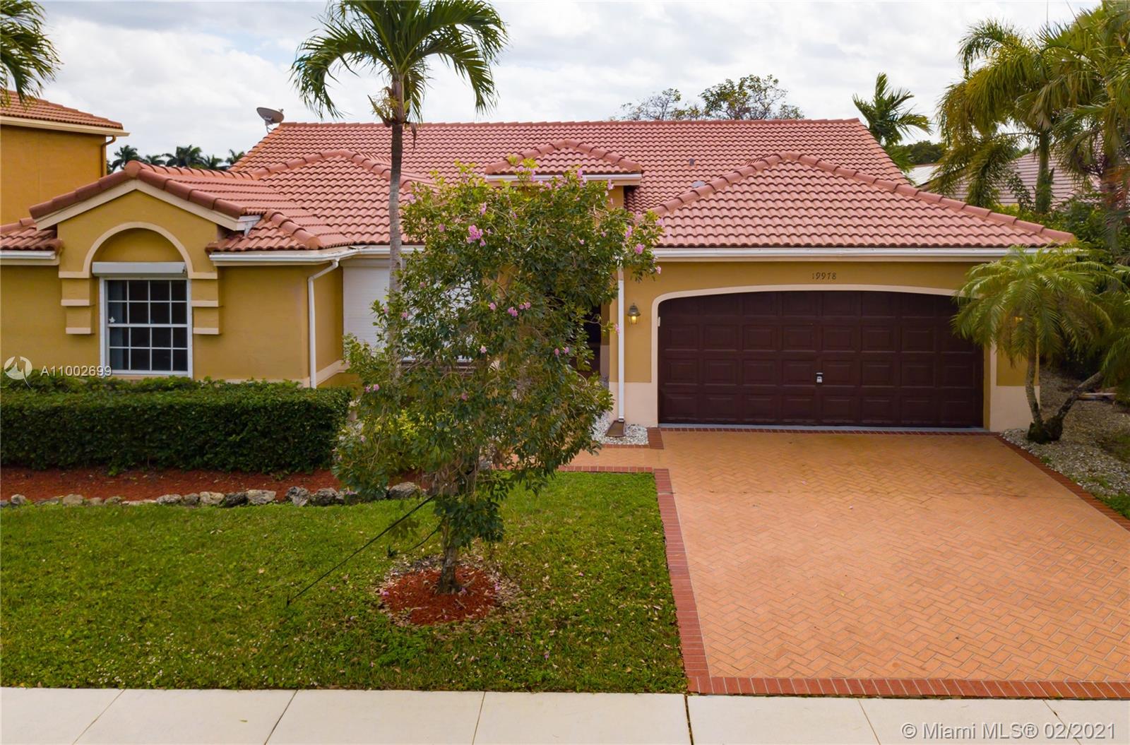 19978 SW 3rd Pl, Pembroke Pines, FL 33029