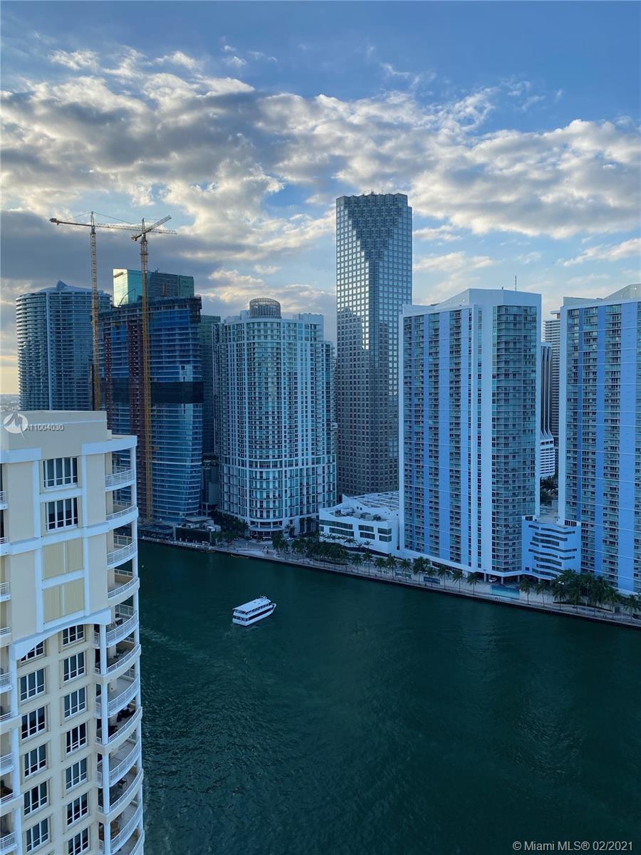 Miami, FL 33131,848 Brickell Key Dr #3206