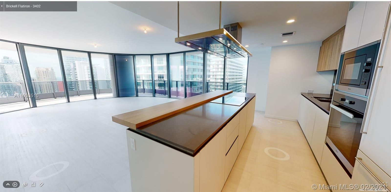 Miami, FL 33131,1000 Brickell Plaza #3402