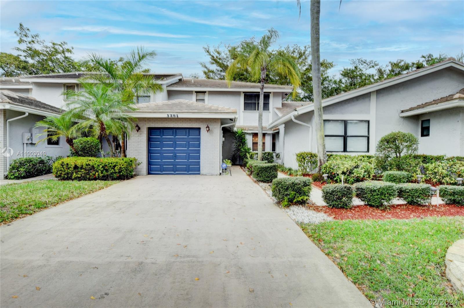 3281 Deer Creek Lake Shore Dr, Deerfield Beach, FL 33442