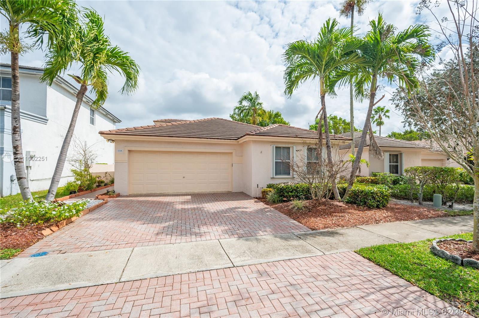 118 NW 72nd Ave, Plantation, FL 33317