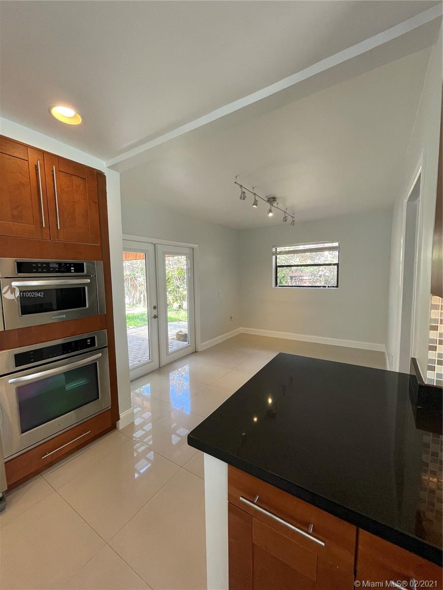 Miami Shores, FL 33138,10618 NE 10th Ct