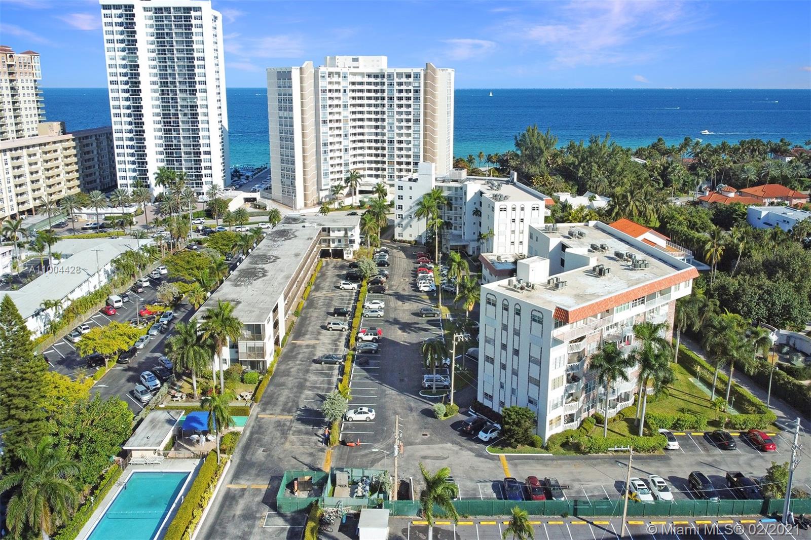 3181 S Ocean Dr #101, Hallandale Beach, FL 33009