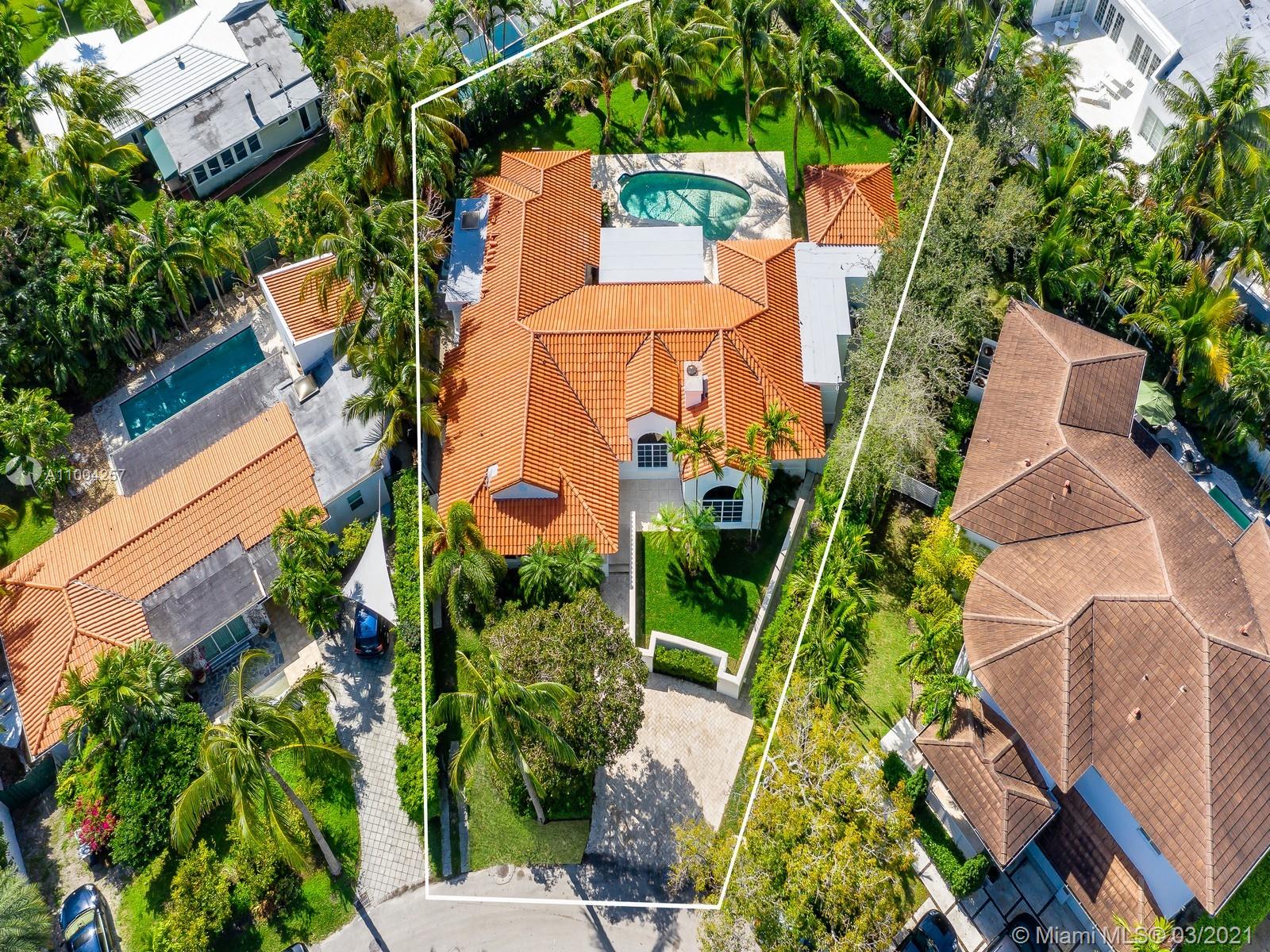 Key Biscayne, FL 33149,624 Curtiswood Dr