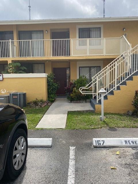 Miami Gardens, FL 33169,430 NW 214th St #104