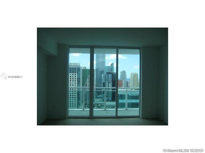 Miami, FL 33131,950 Brickell Bay Dr #1709