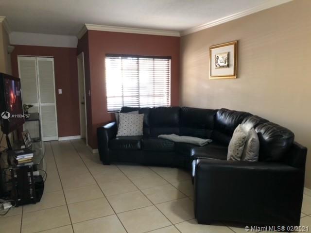 7205 NW 173rd Dr #609, Hialeah, FL 33015