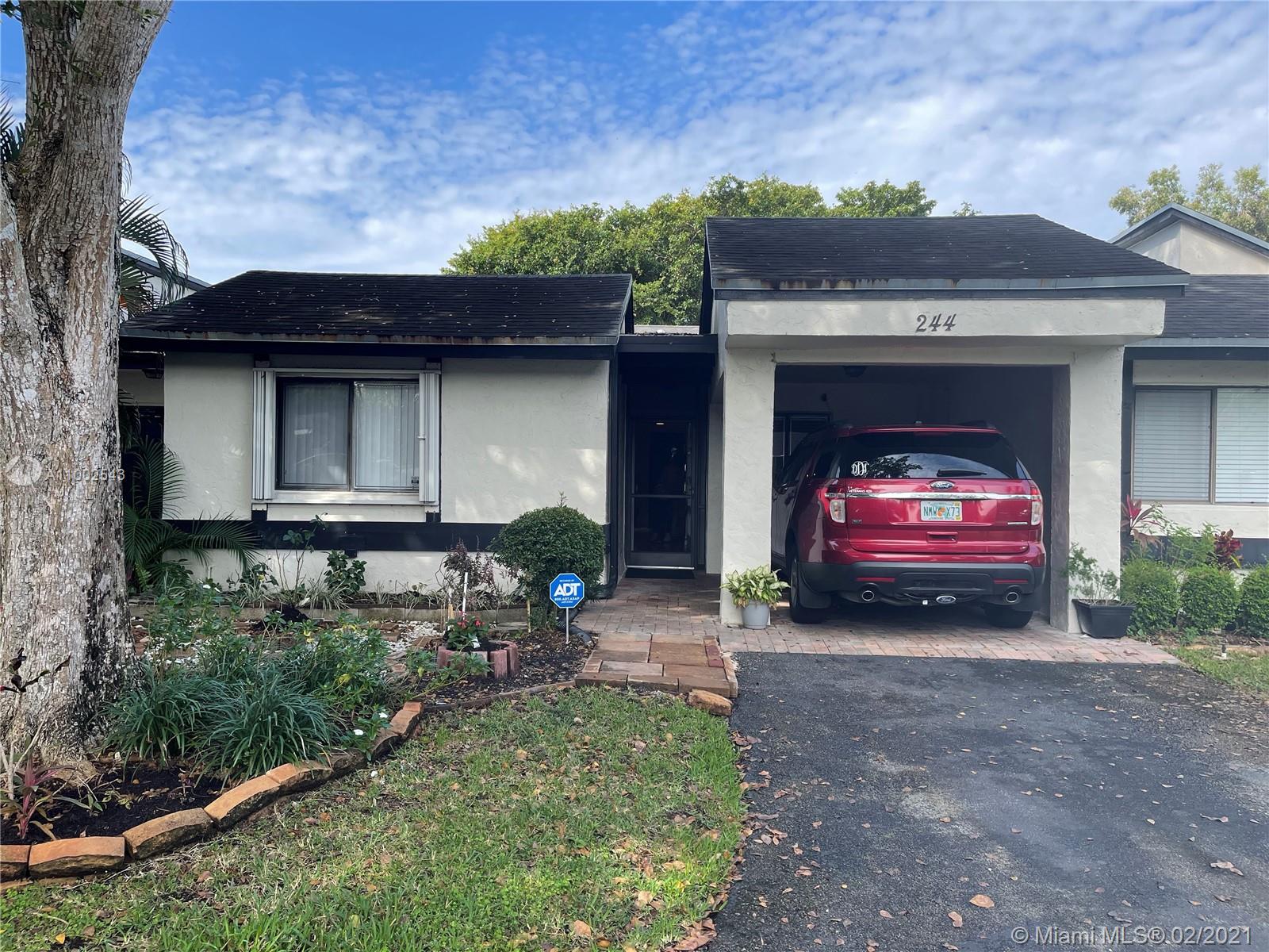 Weston, FL 33326,244 Fairway Cir #86