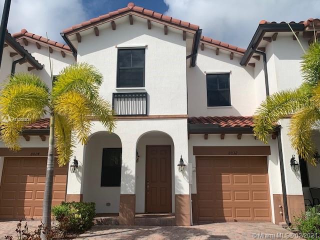 8832 NW 103rd Path #8832, Doral, FL 33178