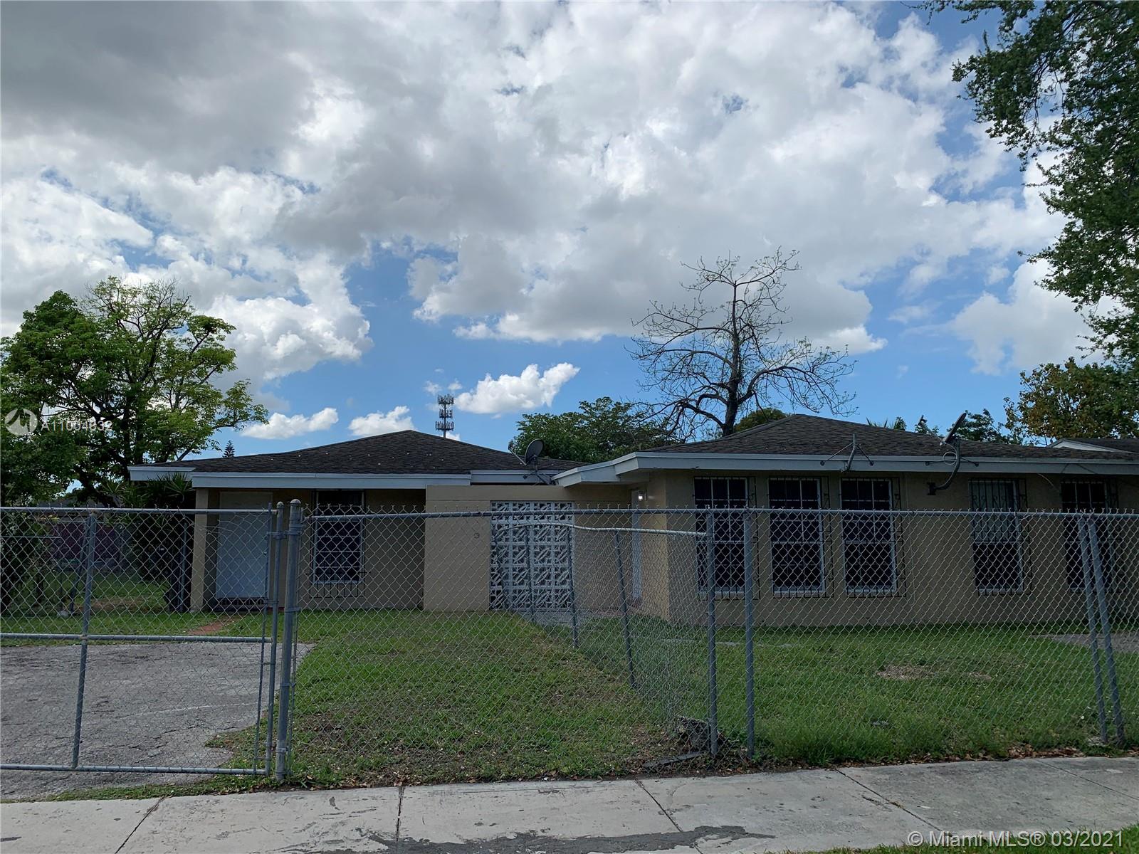 18940 SW 113th Pl,  Miami,  FL 33157