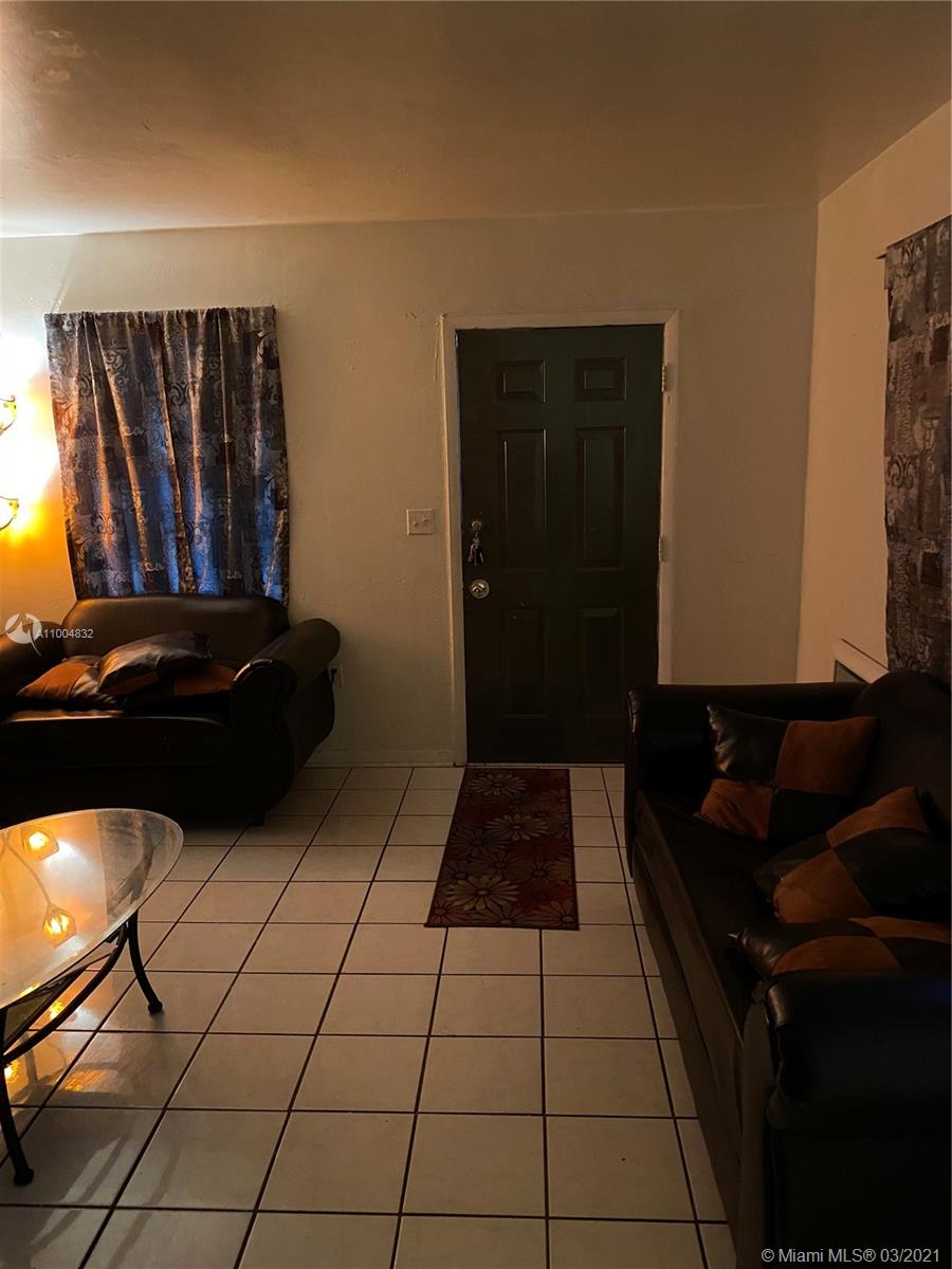 Miami, FL 33157,18940 SW 113th Pl