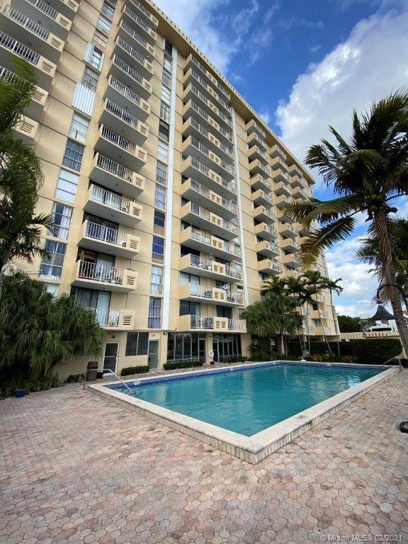 2350 NE 135th St #512, North Miami, FL 33181