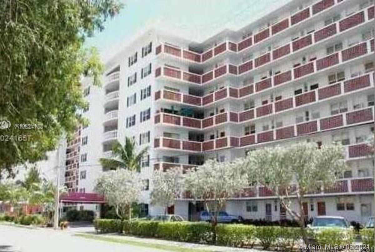 3660 NE 166th St #304, North Miami Beach, FL 33160