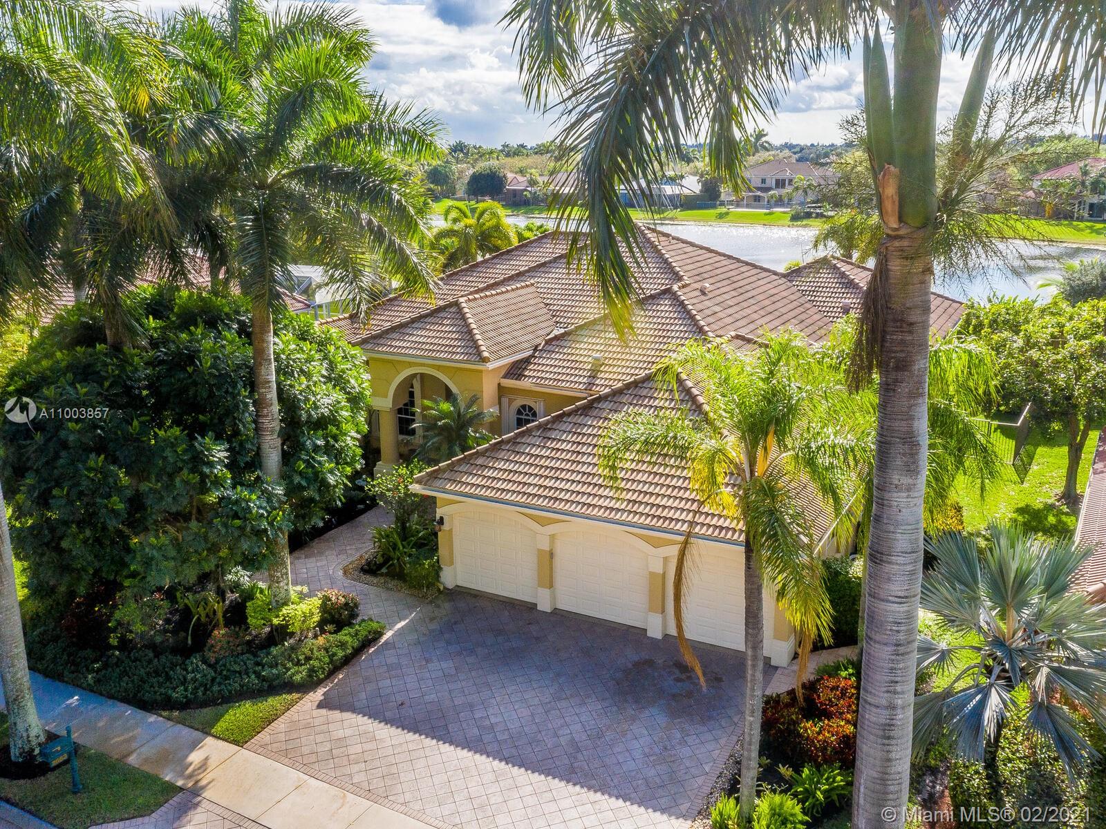 Weston, FL 33332,2683 Cypress Ln