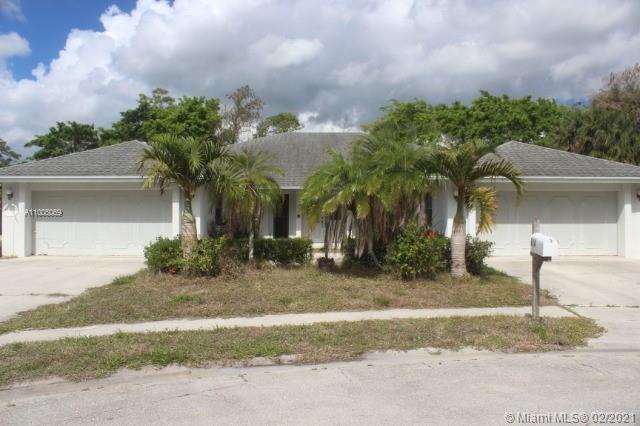 614 Santa Clara Trl,  Wellington,  FL 33414