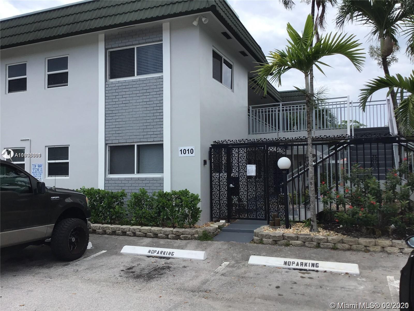 1010 SE 15th St #108, Fort Lauderdale, FL 33316