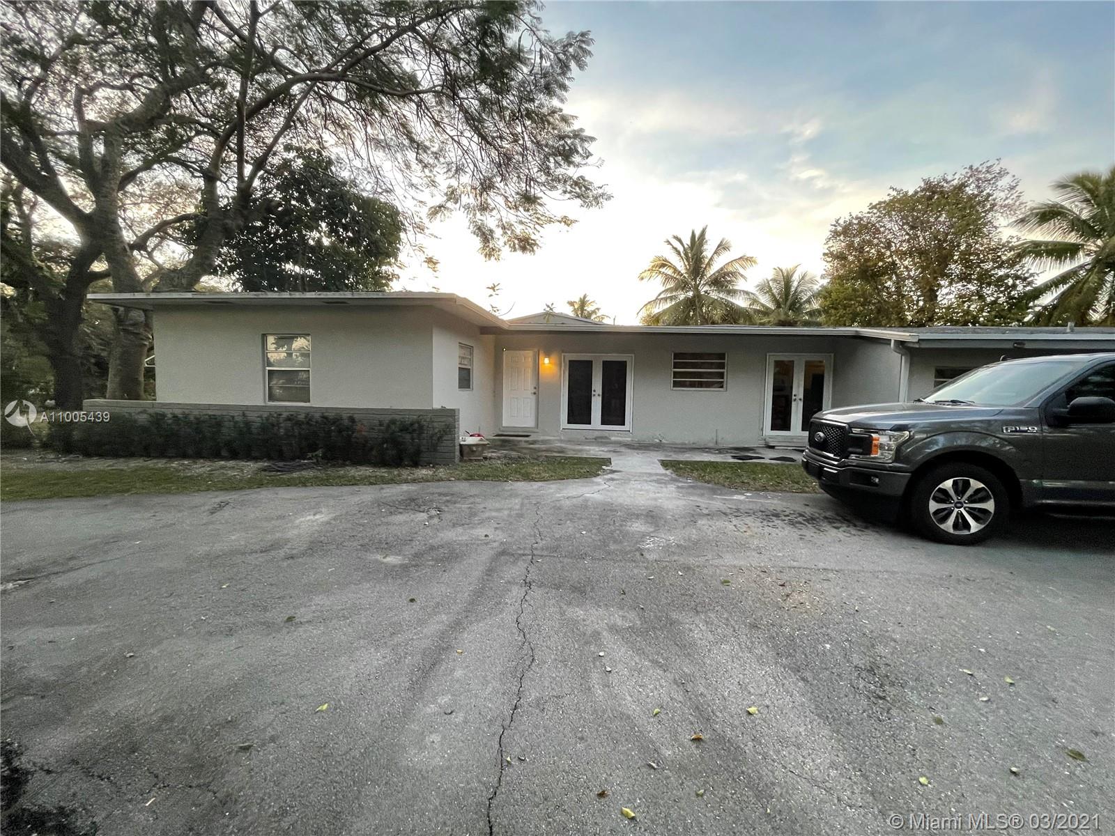 Pinecrest, FL 33156,11720 SW 77th Ave