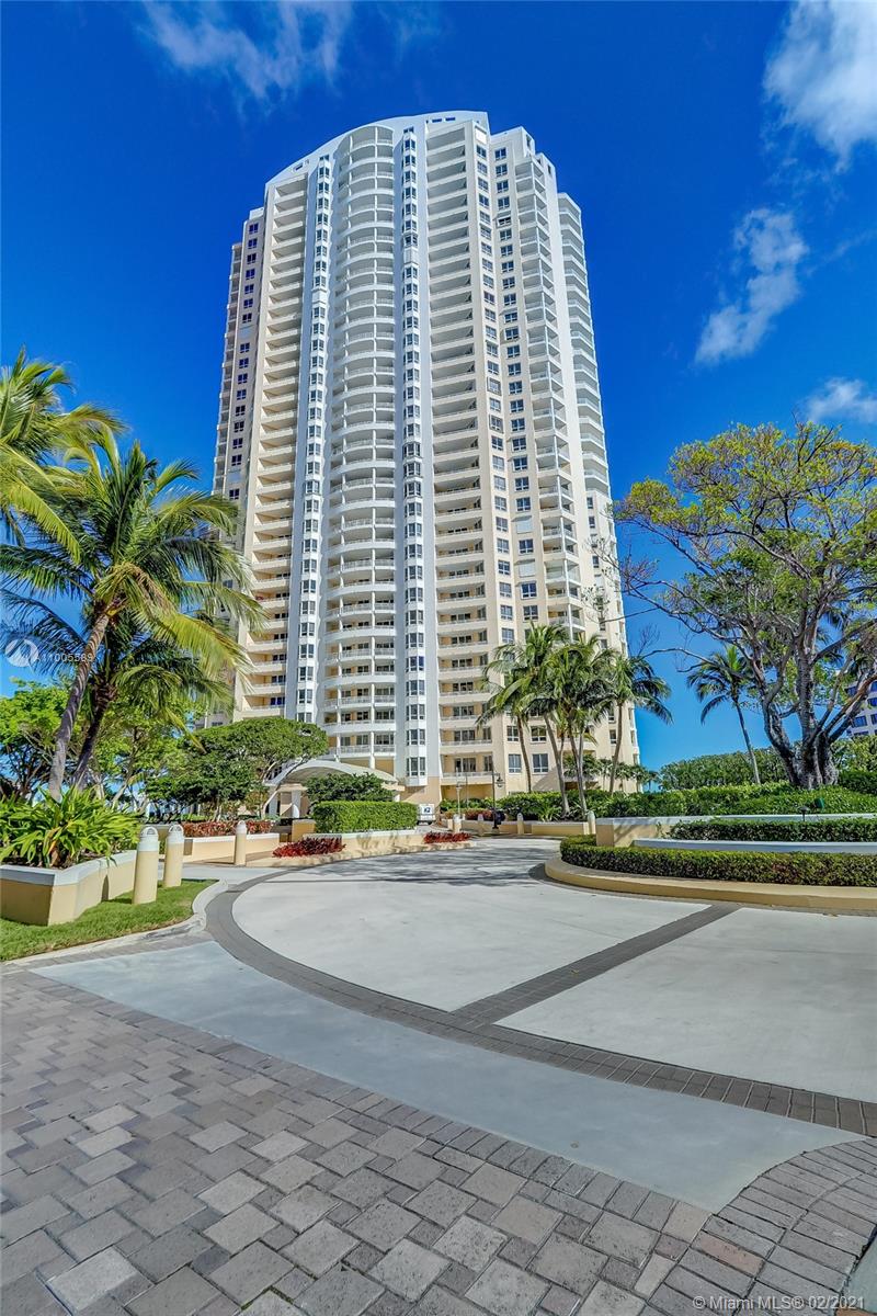 Miami, FL 33131,808 Brickell Key Dr #2103